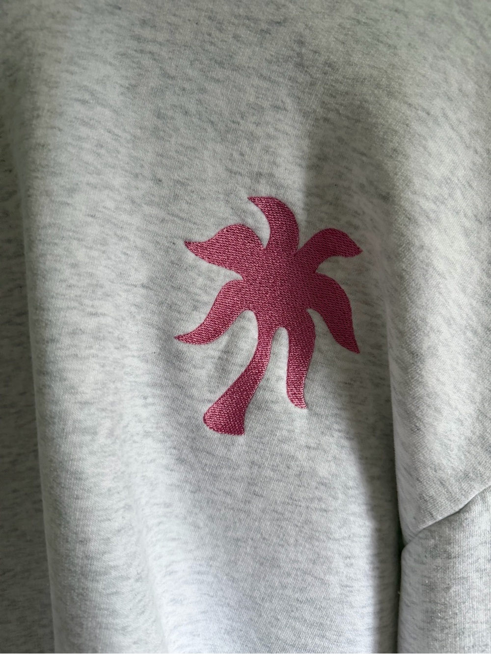 PINK PALM PUFF "Hawaii Hibiscus" Hoodie in Heather Cloud - Picture 7 of 10